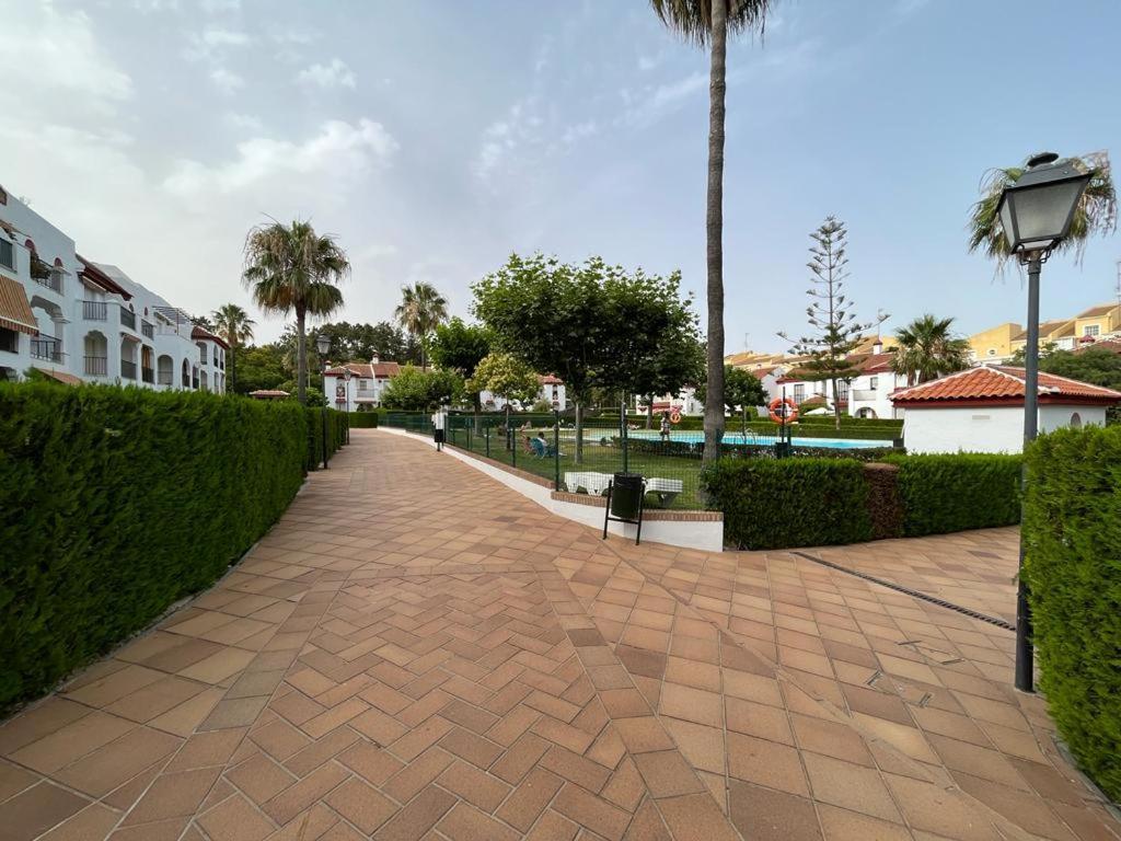 Precioso Apartamento Con Ubicacion Perfecta En Playa Islantilla Kültér fotó